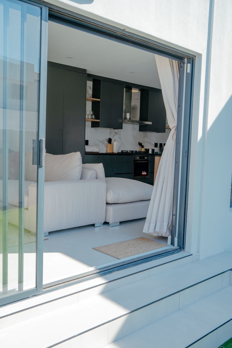 To Let 4 Bedroom Property for Rent in Sandown Western Cape
